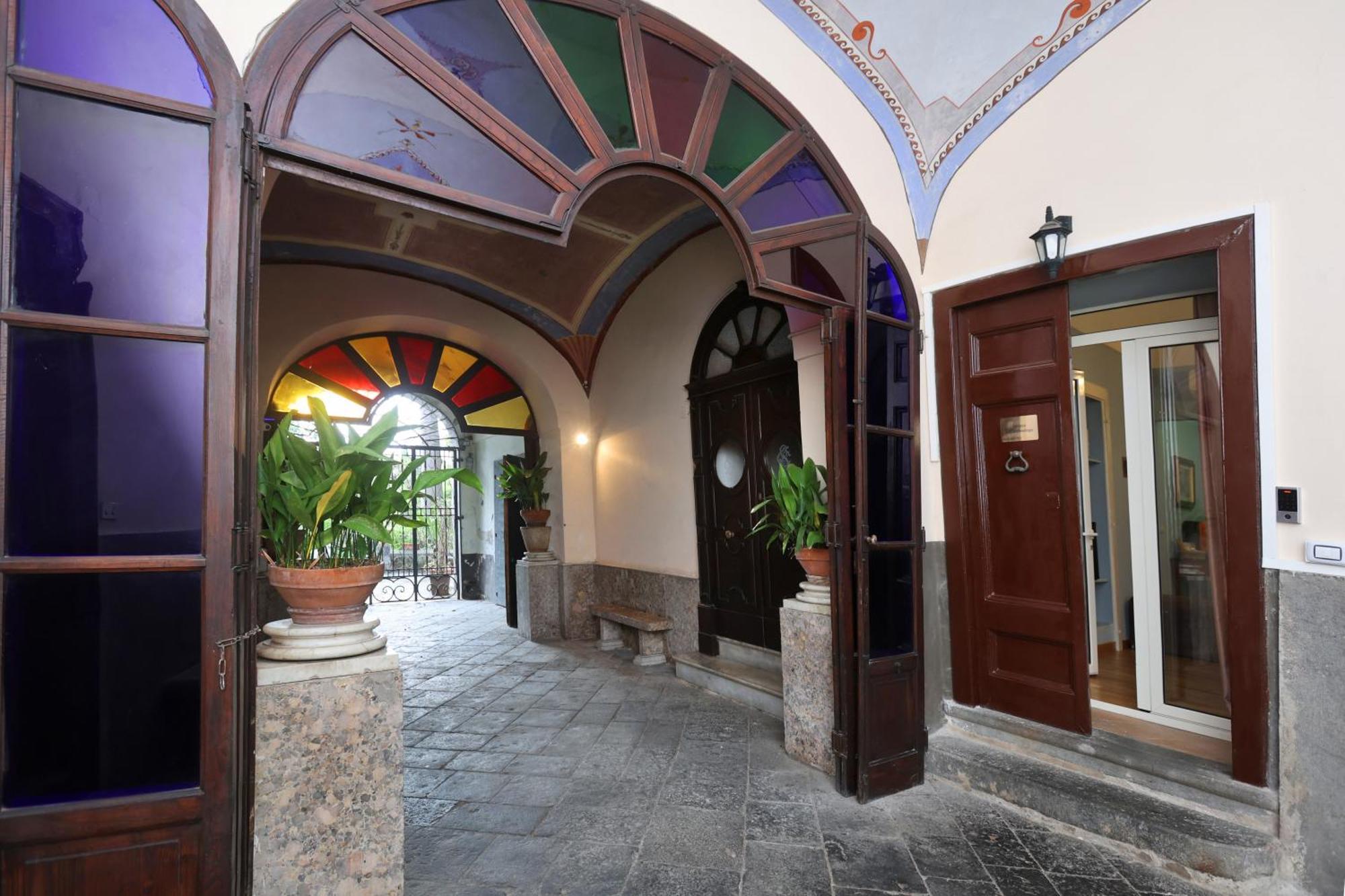 Bed and Breakfast La Casa Dell'Archeologo Ерколано Екстер'єр фото